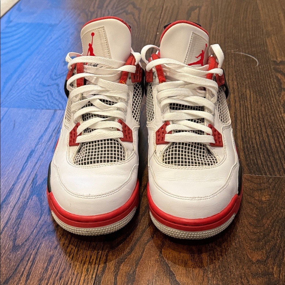 Air Jordan 4 Retro Fire Red 2020 Sneakers size 10